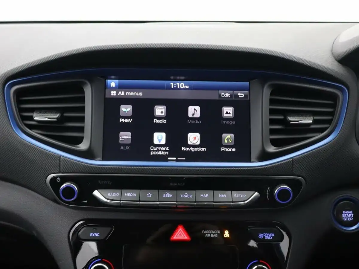 2018-hyundai-ioniq-16-gdi-premium-plug-in-hybrid-big-29