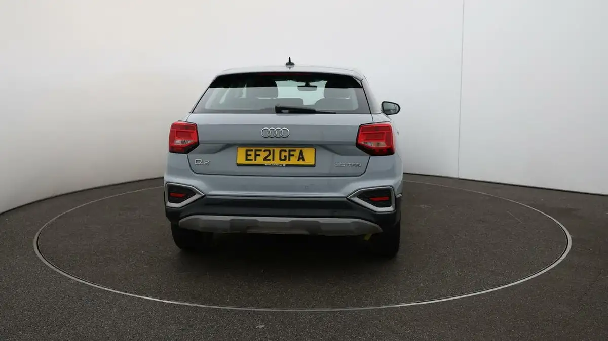 2021-audi-q2-10-30-tfsi-sport-big-6