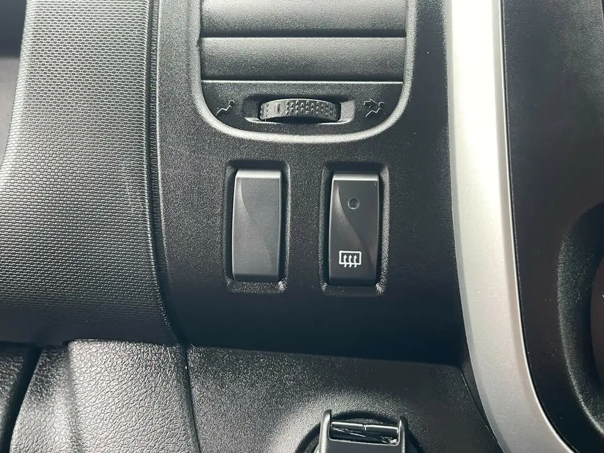 2021-renault-trafic-20dci-ll30-energy-120-business-panel-big-30