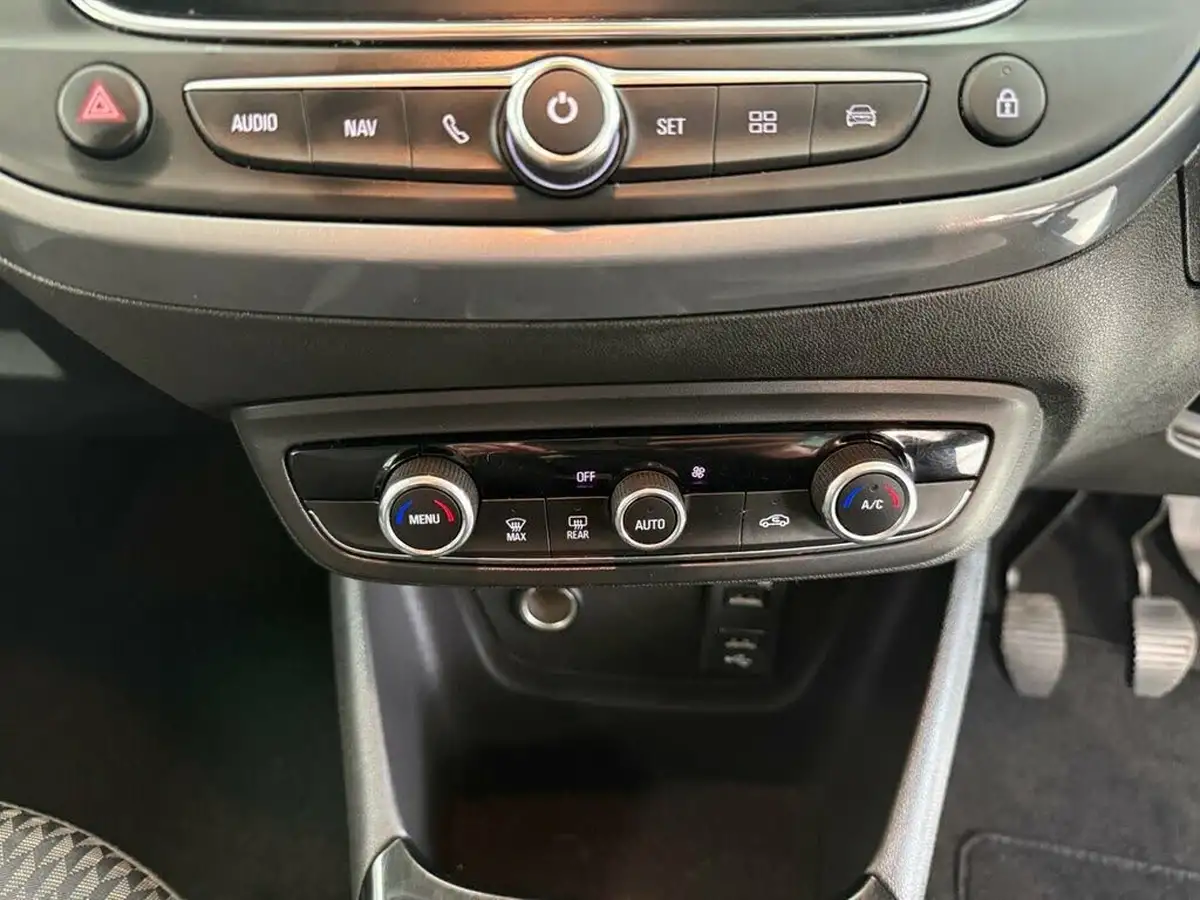2020-vauxhall-crossland-x-12i-elite-nav-big-39