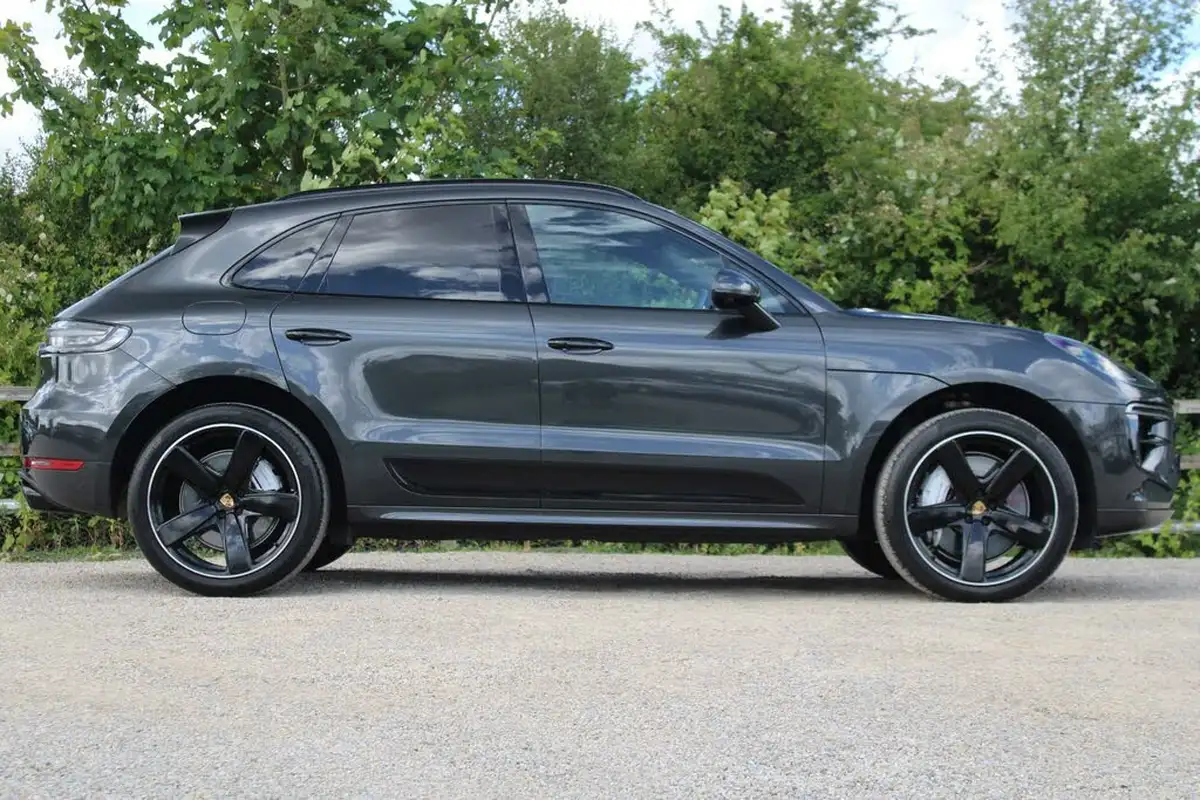 2020-porsche-macan-29-v6-turbo-big-1