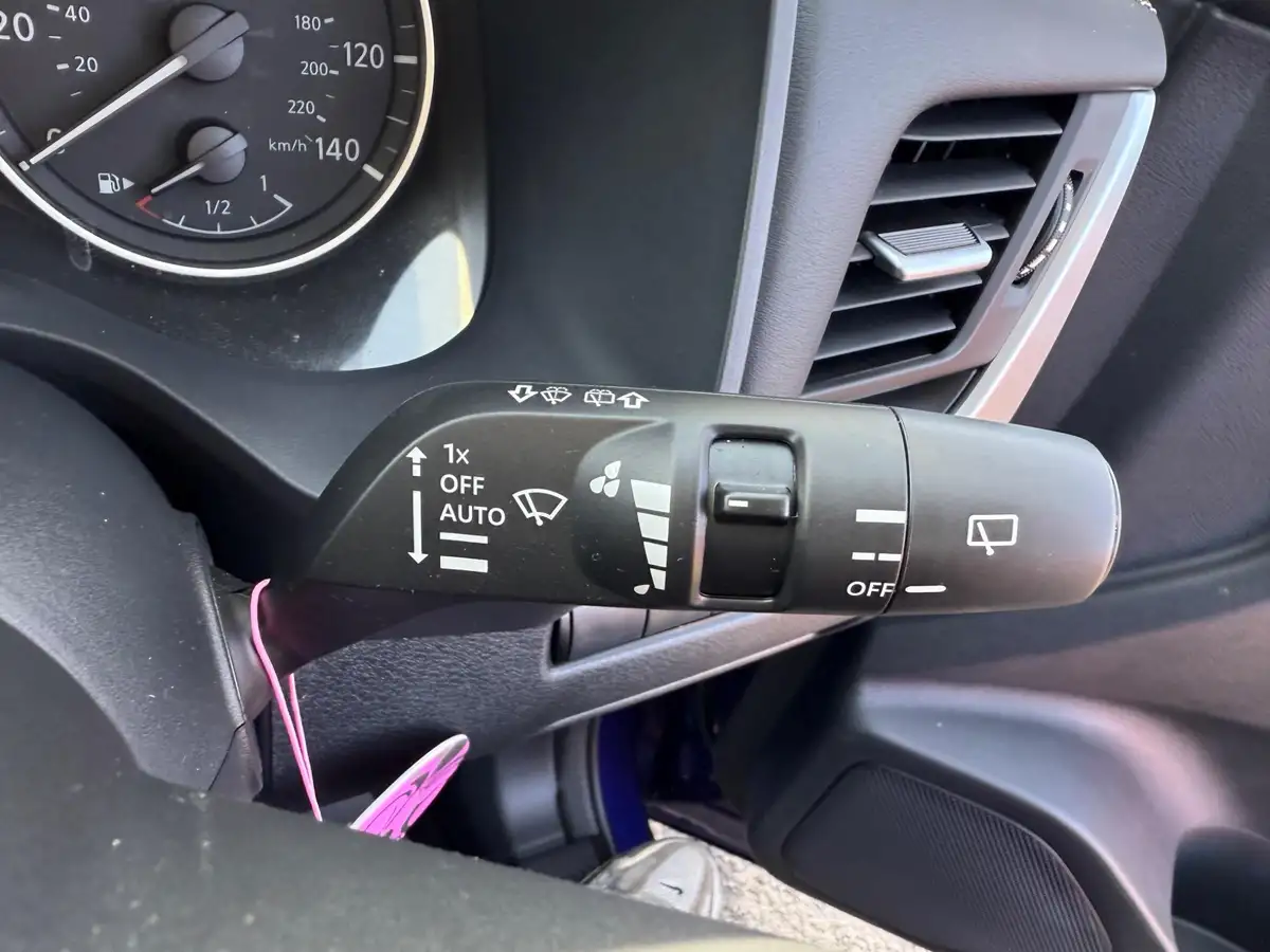 2023-nissan-qashqai-13-dig-t-acenta-premium-140ps-big-38