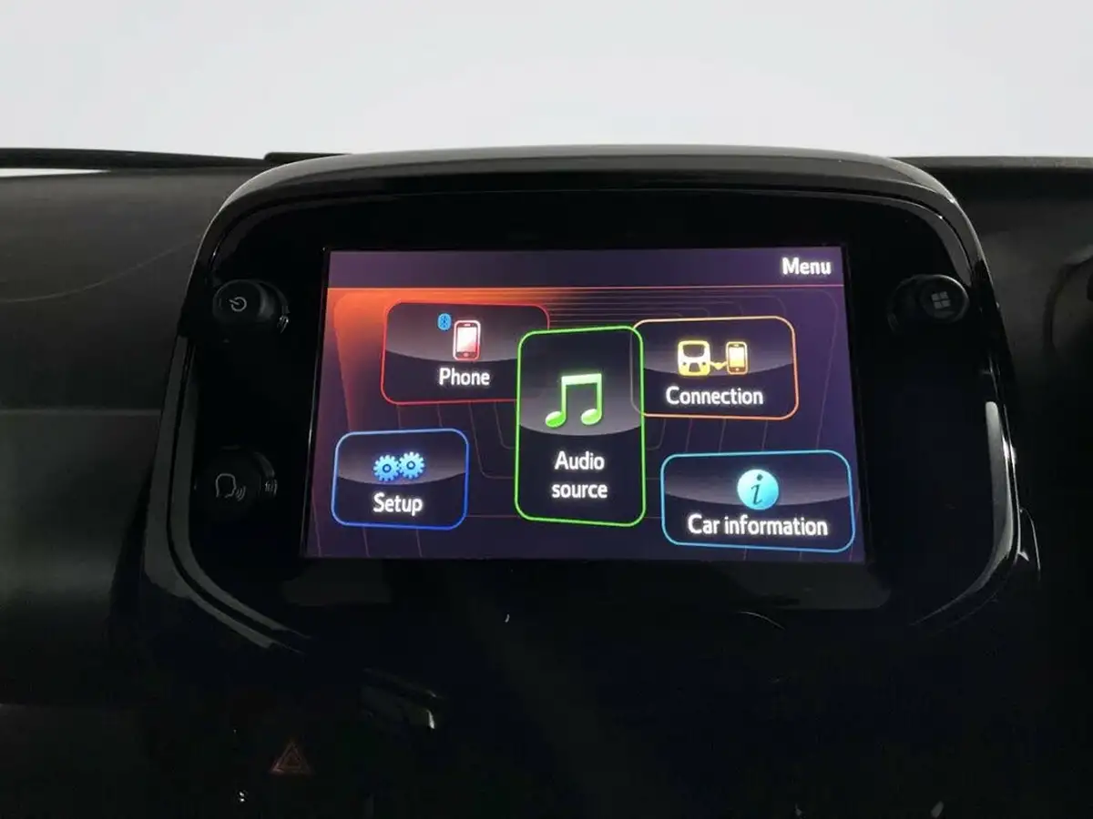 2022-toyota-aygo-10-vvt-i-x-trend-tss-x-shift-big-22