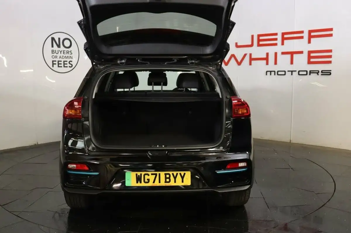 2021-kia-e-niro-ev-4-big-28