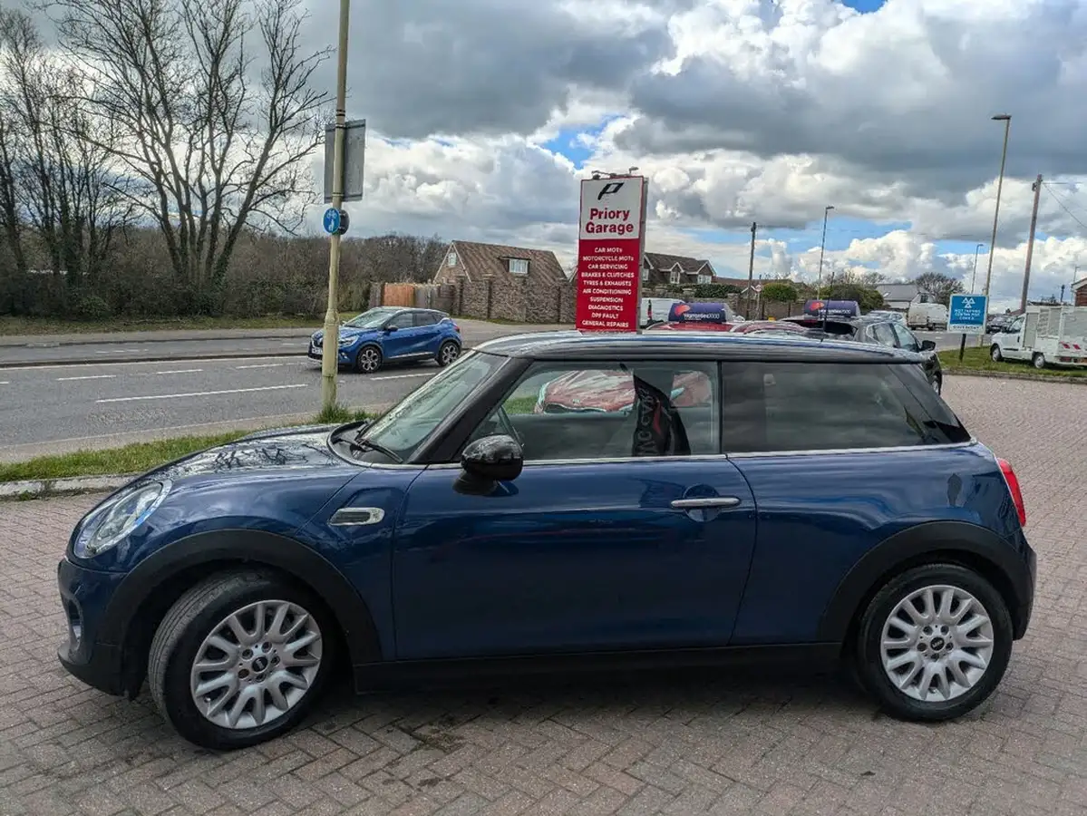 2015-mini-cooper-15td-cooper-d-116bhp-3d-big-3
