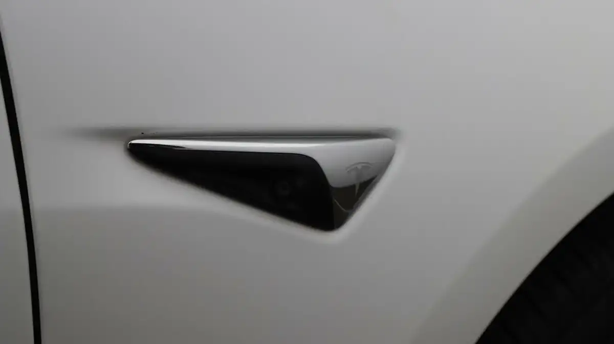 2019-tesla-model-3-e-standard-plus-big-21