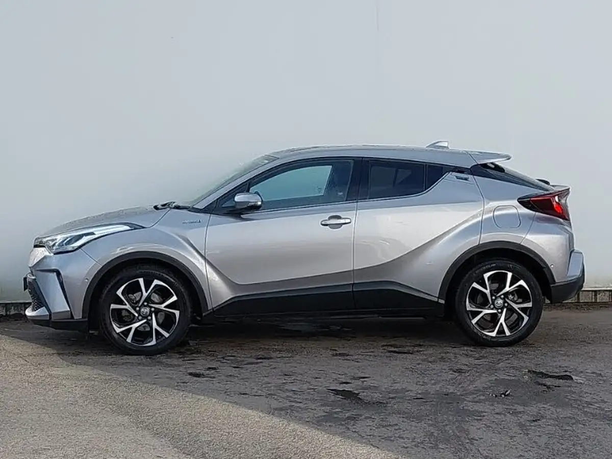 2022-toyota-c-hr-18-vvt-i-design-big-3