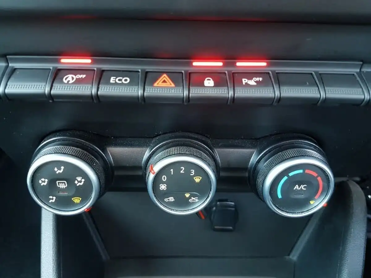 2020-dacia-duster-13-tce-comfort-ss-big-17