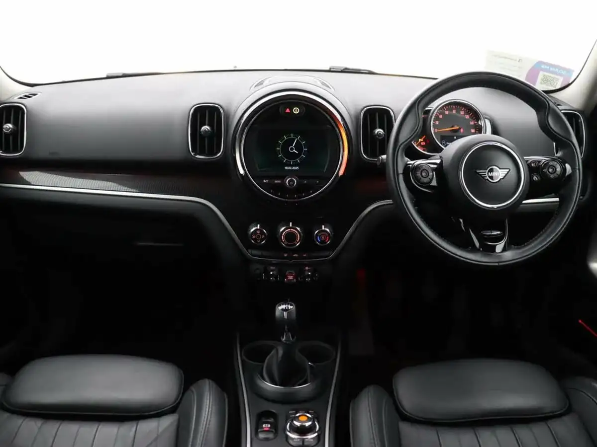 2020-mini-countryman-15-cooper-exclusive-big-20