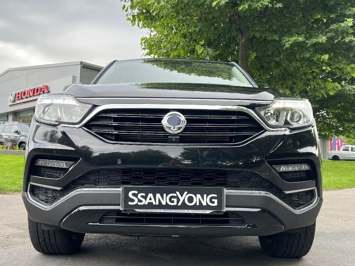 2017-kgm-ssangyong-rexton-22td-ultimate-big-4