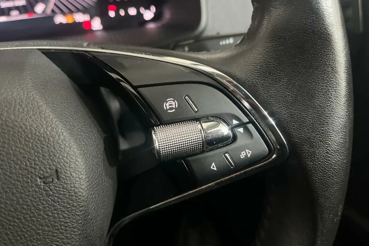 2023-skoda-karoq-15-tsi-se-l-big-26