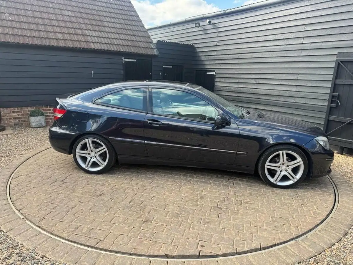 2009-mercedes-benz-clc-class-21td-clc-220-sport-auto-big-4