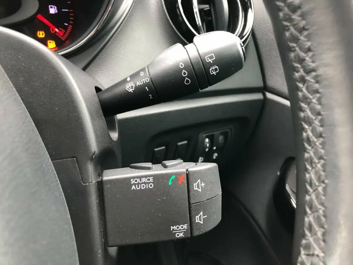 2017-renault-captur-15dci-dynamique-s-nav-90bhp-energy-ss-edc-auto-big-31