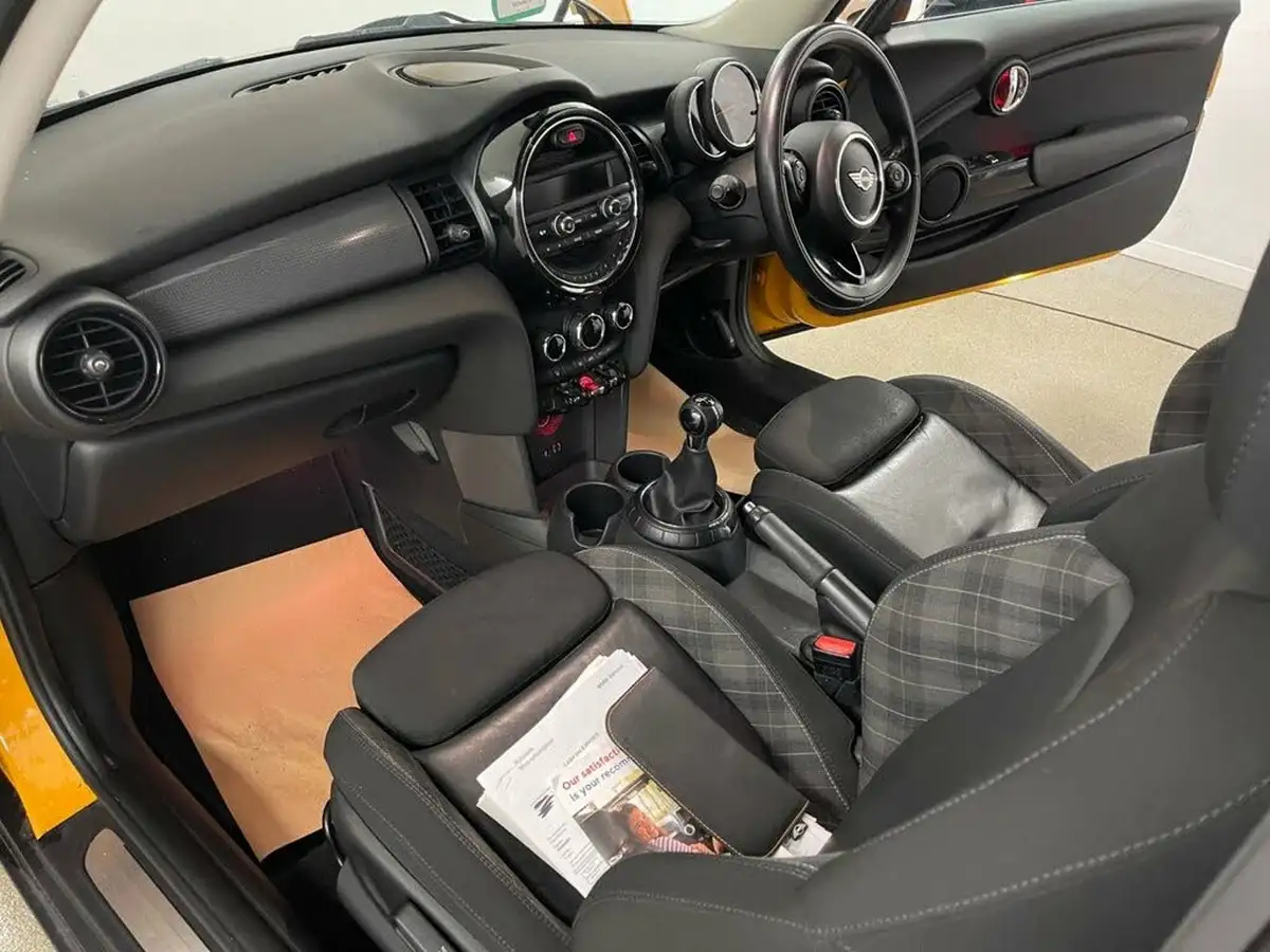 2017-mini-cooper-15td-cooper-d-ss-hatchback-3d-big-20