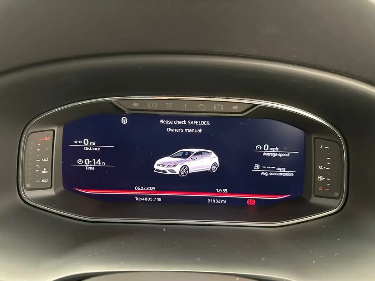 2019-seat-leon-20-tsi-xcellence-lux-hatchback-big-11