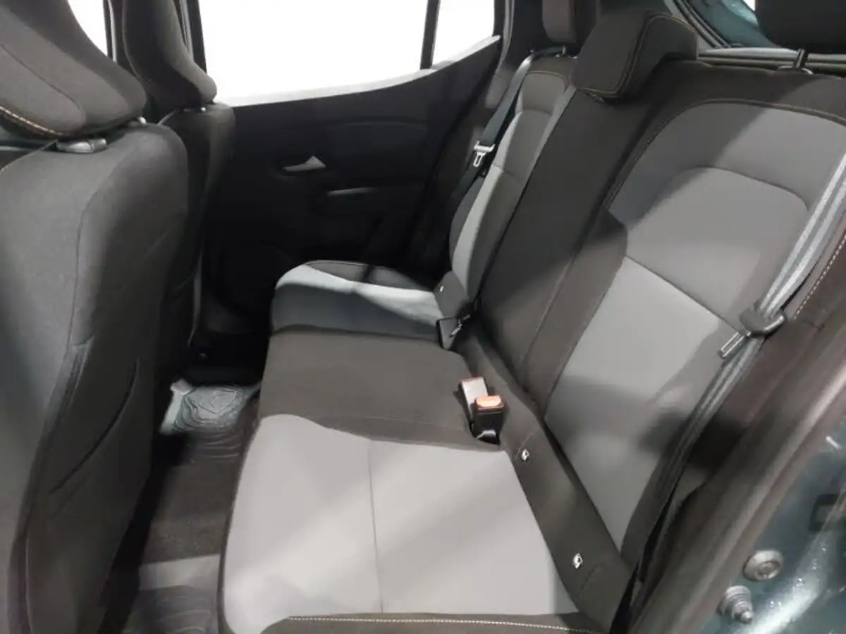 2023-dacia-sandero-stepway-10-tce-essential-90bhp-big-5