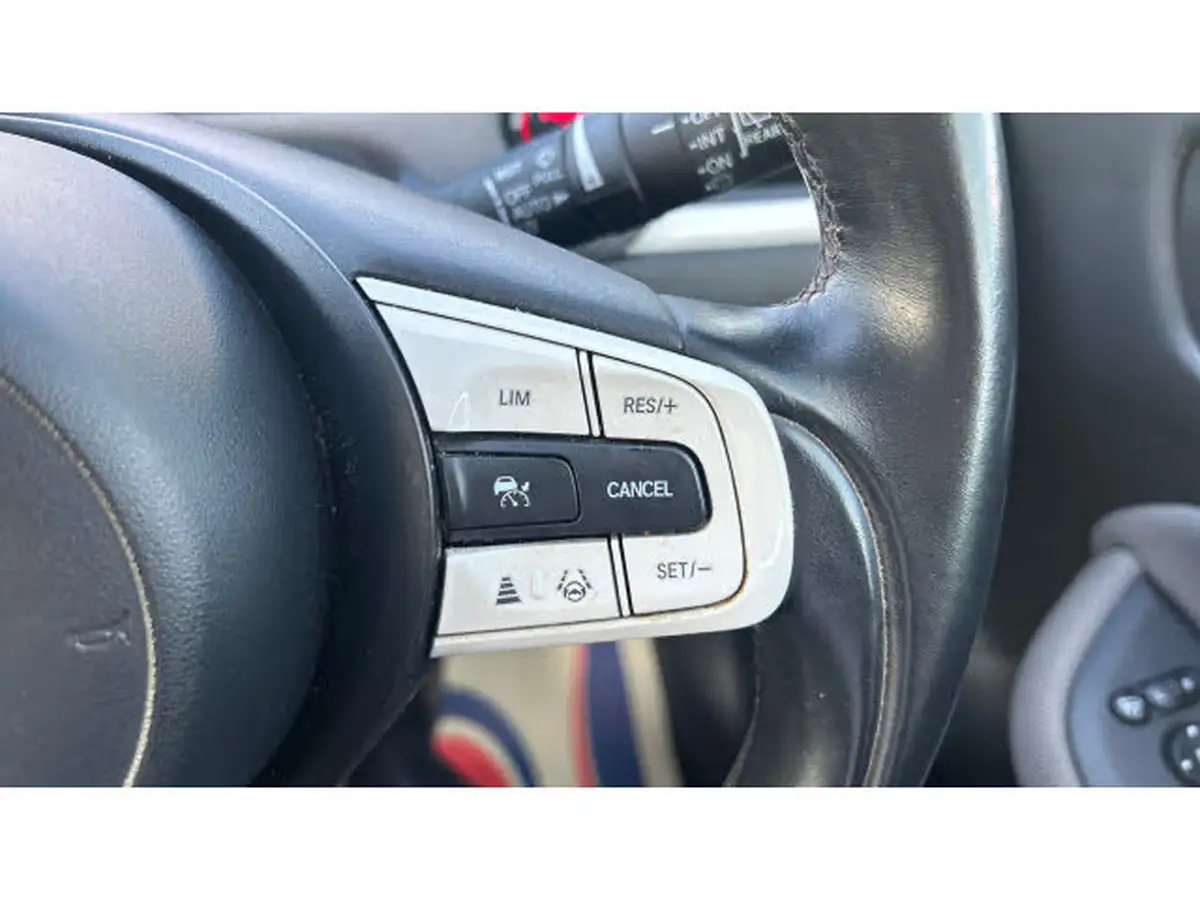 2021-honda-jazz-15-i-mmd-crosstar-ex-109ps-two-tone-big-29