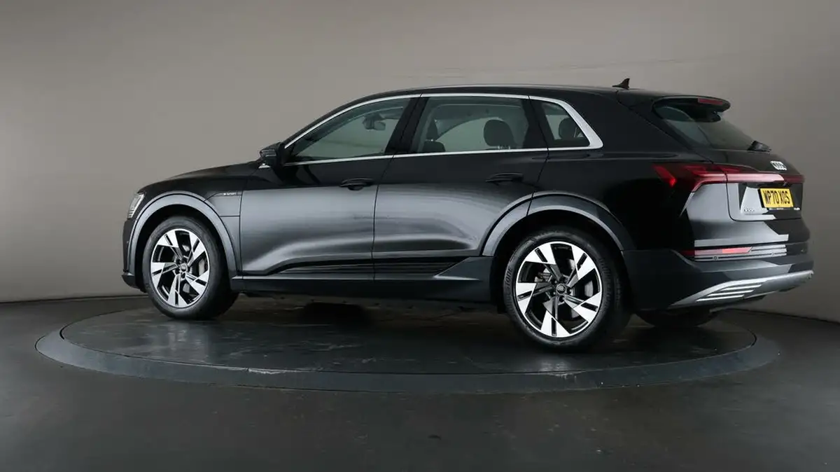 2020-audi-e-tron-50e-sport-big-75