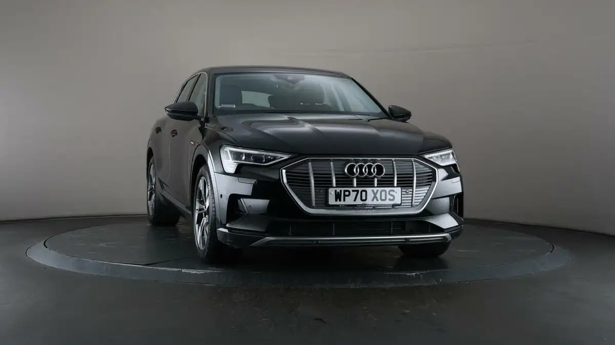 2020-audi-e-tron-50e-sport-big-51