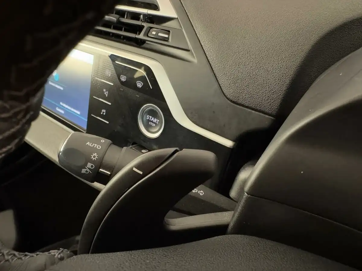 2022-citroen-grand-c4-spacetourer-12-puretech-shine-eat8-big-28