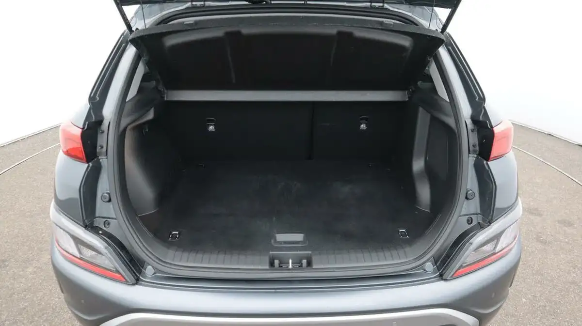 2022-hyundai-kona-16-gdi-premium-big-17