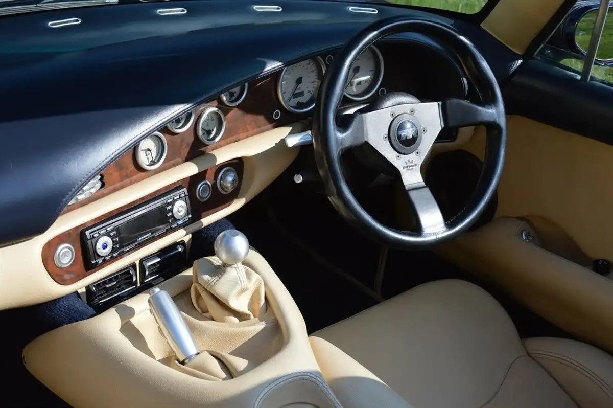 2001-tvr-chimaera-50-big-25