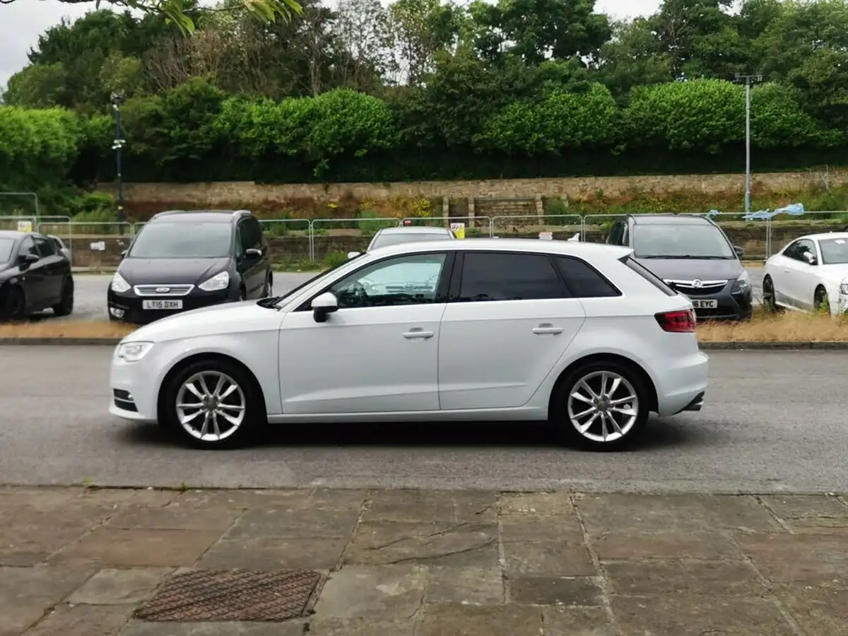 2013-audi-a3-big-2