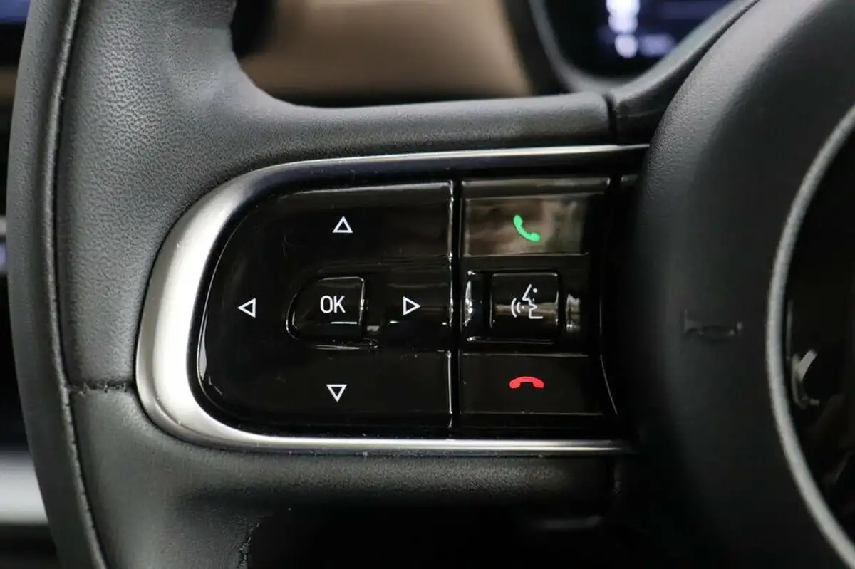 2021-fiat-500-e-icon-big-21