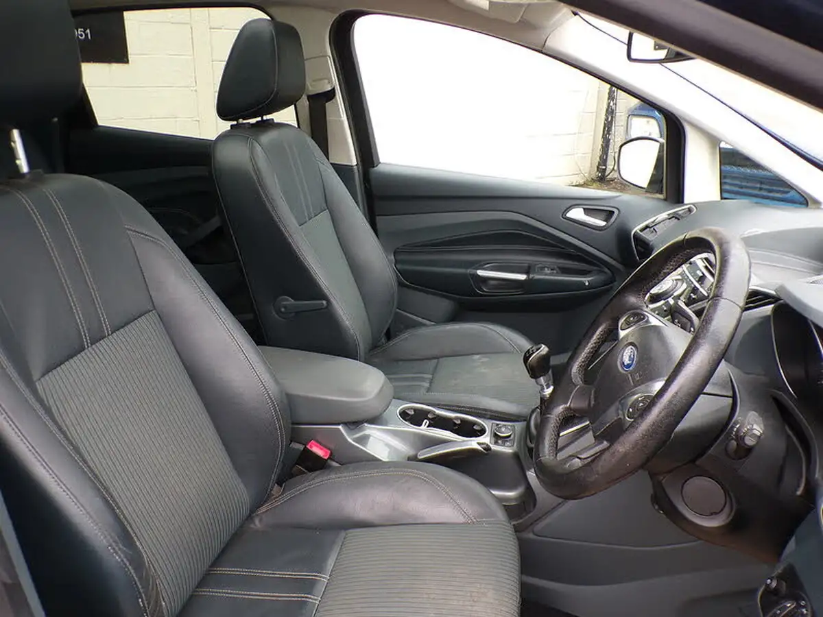 2013-ford-c-max-16tdci-titanium-x-big-9