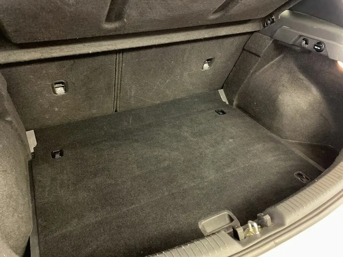 2022-hyundai-i30-15-t-gdi-n-line-hatchback-dct-big-27