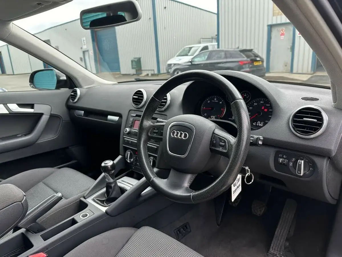 2012-audi-a3-16td-105ps-sportback-5d-big-8