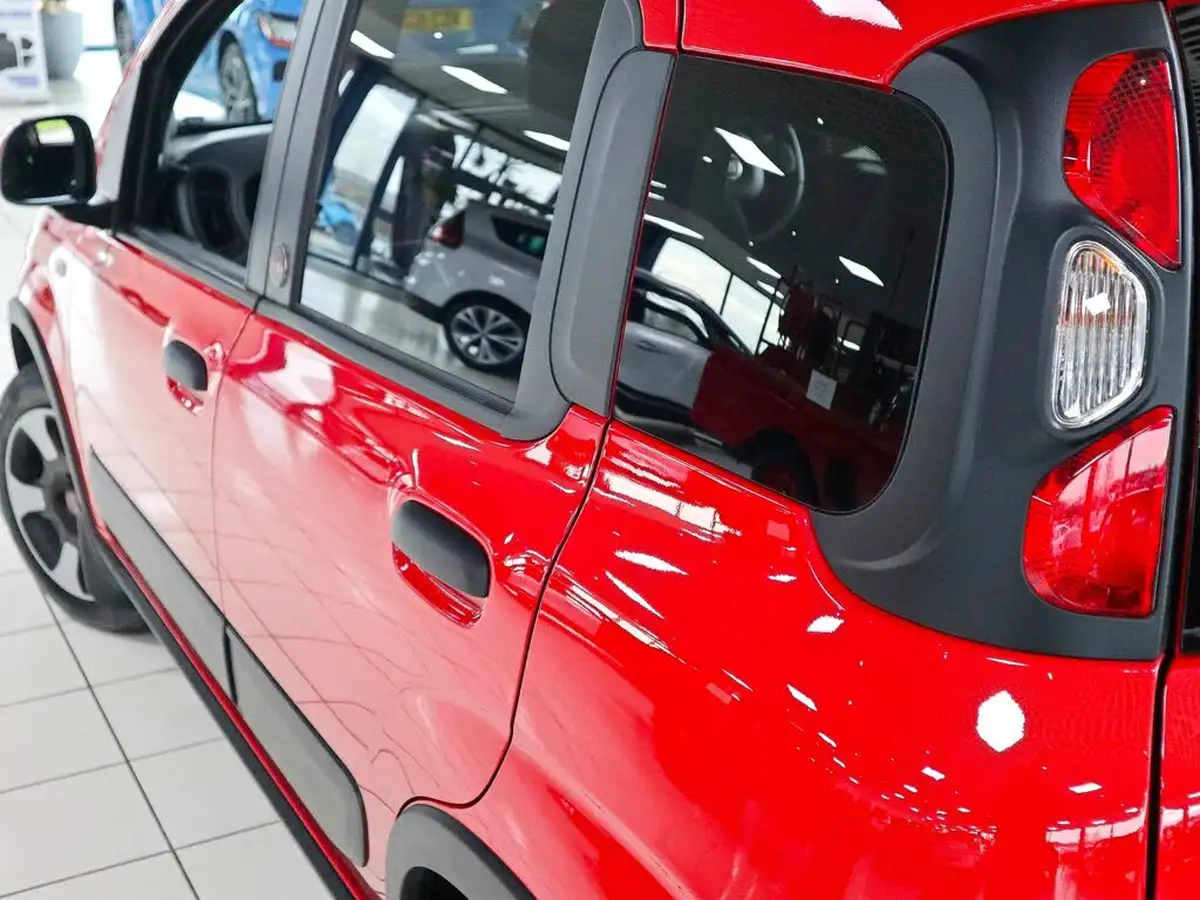 2022-fiat-panda-10-red-big-12