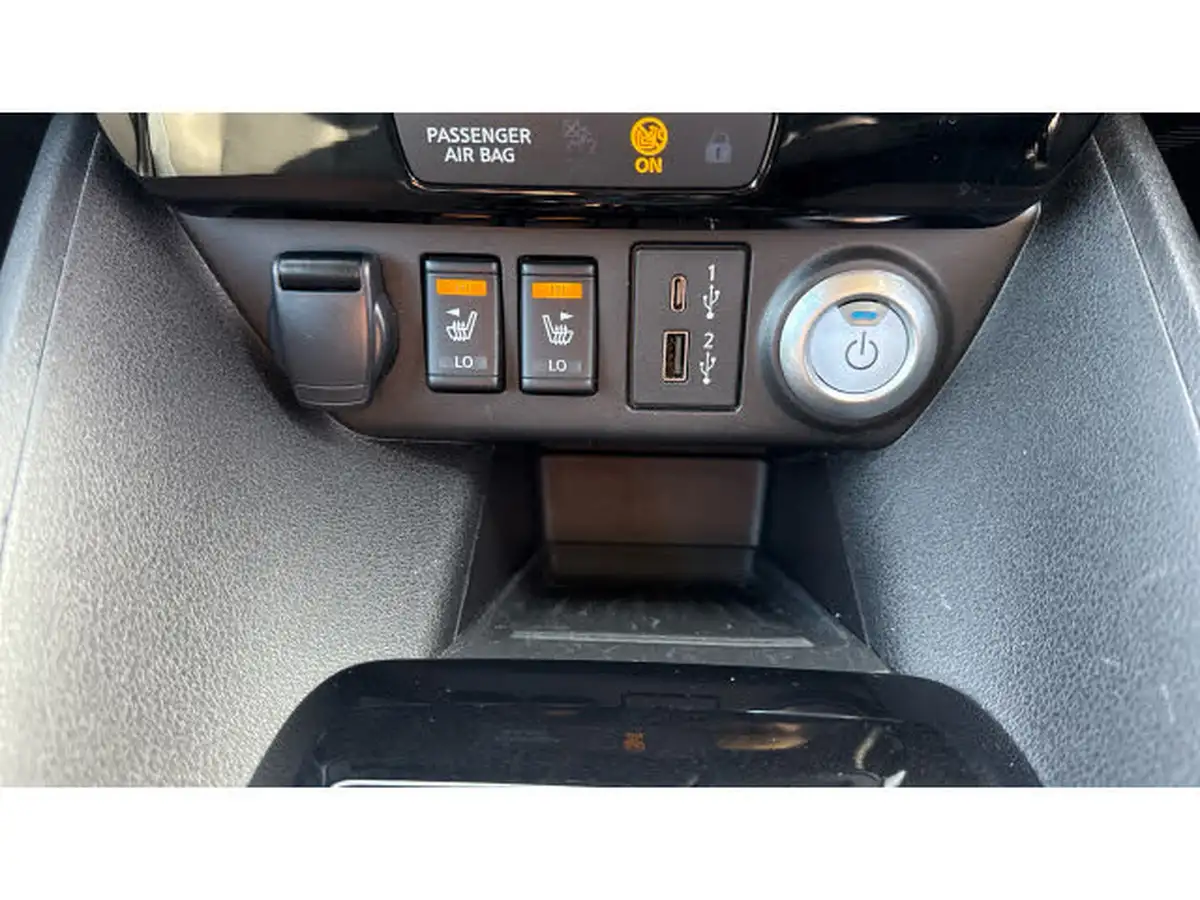 2023-nissan-leaf-e-tekna-39kwh-big-41