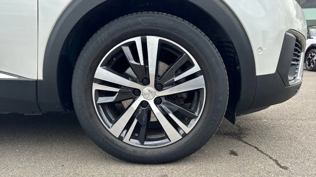 2019-peugeot-5008-suv-15-bluehdi-allure-eat8-big-15