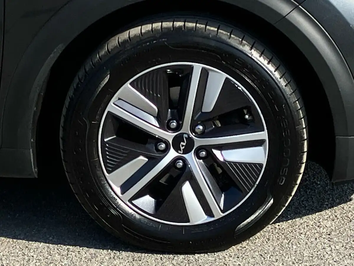2022-kia-niro-16-gdi-2-139bhp-156kwh-big-7