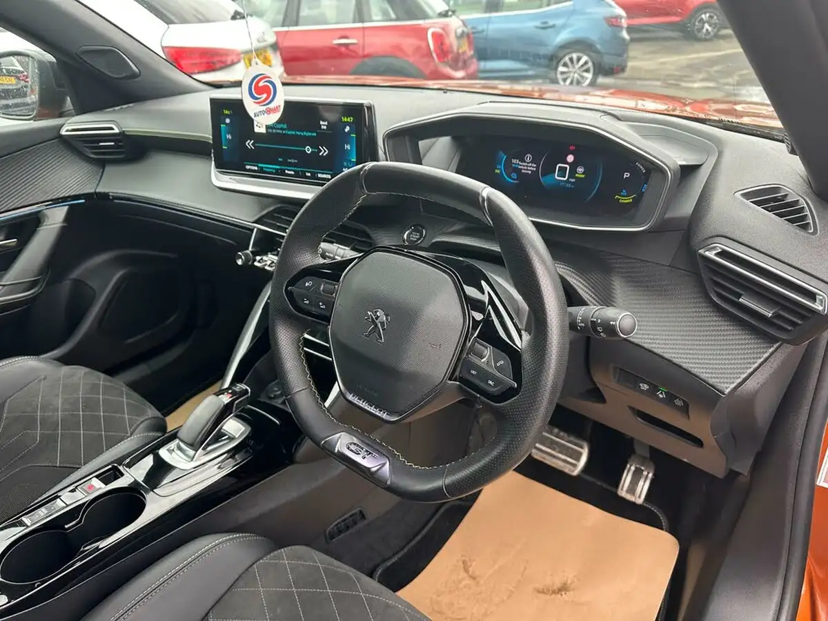 2022-peugeot-2008-suv-e-gt-premium-big-23