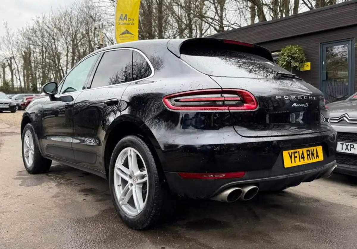 2014-porsche-macan-30td-s-big-2