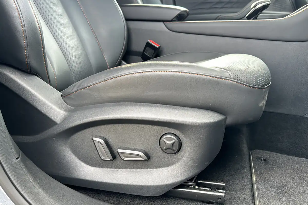 2024-mg-hs-15t-gdi-trophy-273ps-plug-in-hybrid-1496cc-auto-big-32