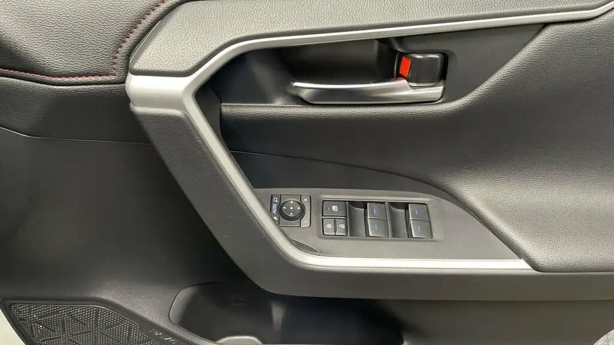 2022-toyota-rav4-25-vvt-i-dynamic-302bhp-plug-in-big-24