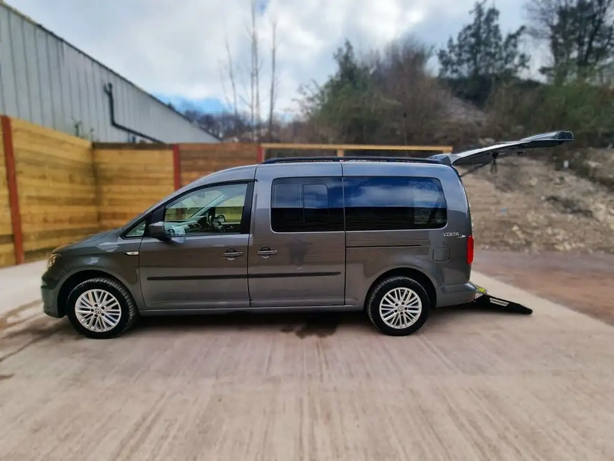 2018-volkswagen-caddy-maxi-life-20tdi-c20-102ps-dsg-big-16