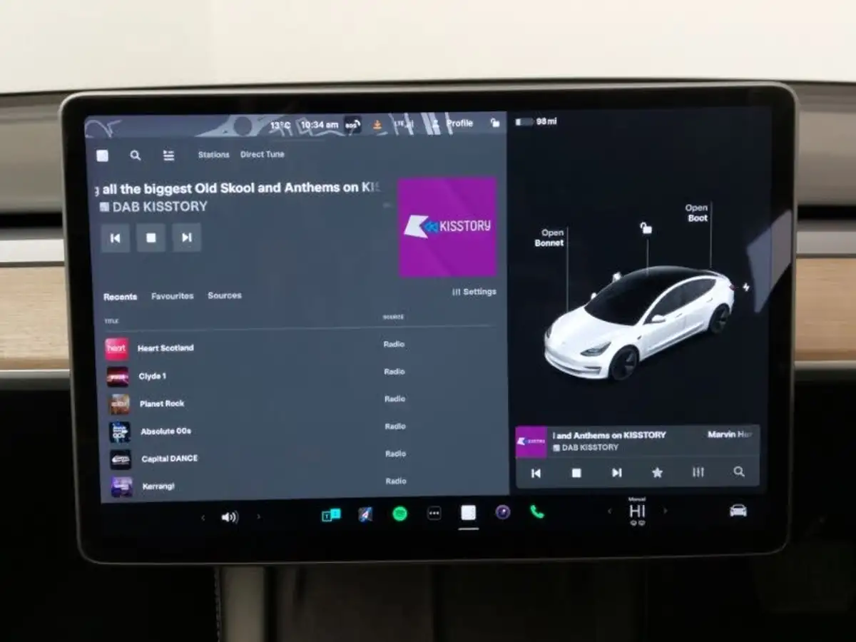 2021-tesla-model-3-e-long-range-awd-big-9
