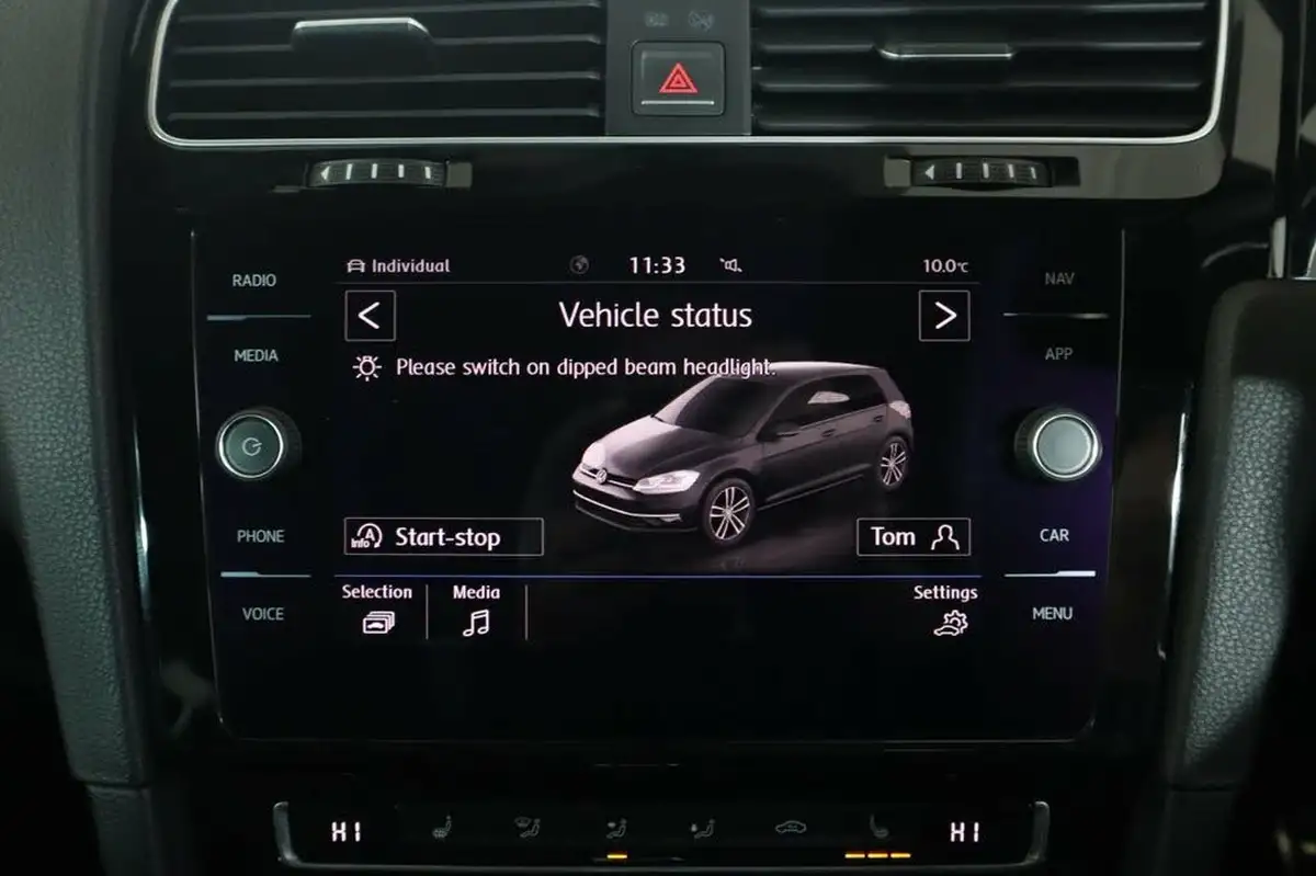 2017-volkswagen-golf-20tdi-gtd-ss-hatchback-5d-dsg-big-59