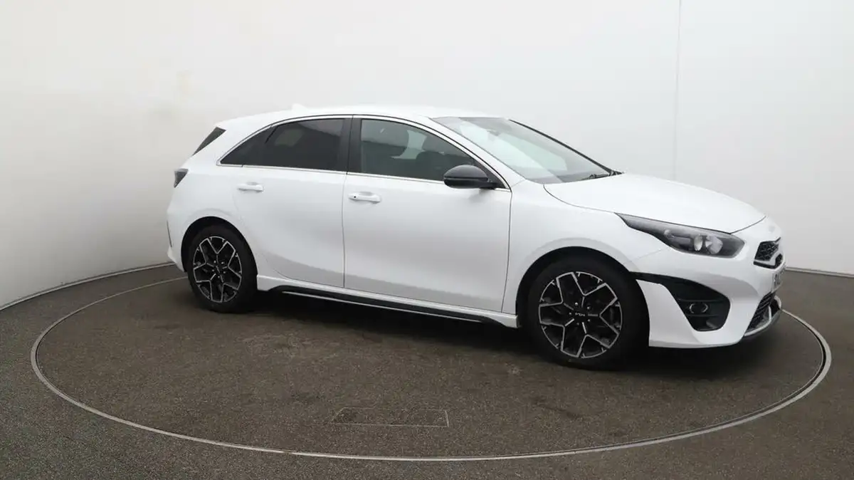 2022-kia-ceed-15-t-gdi-gt-line-big-37