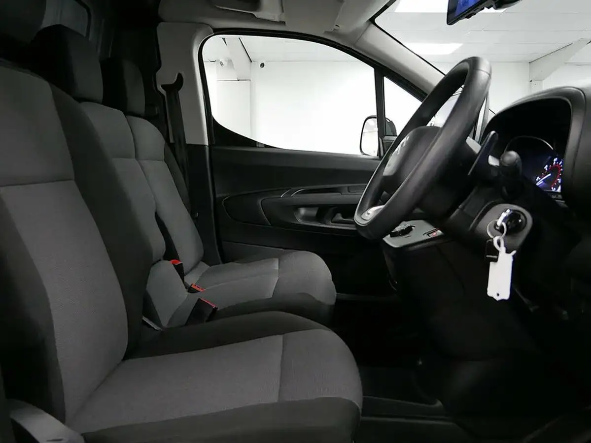 2023-citroen-berlingo-15-bluehdi-1000-driver-edition-130pseu6d-eat8-big-13