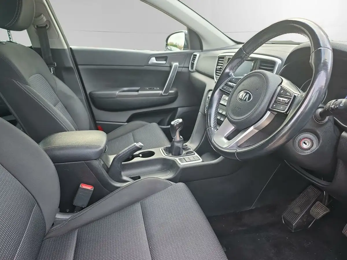 2019-kia-sportage-16-gdi-2-big-29