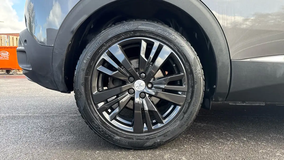 2018-peugeot-3008-suv-15-bluehdi-gt-line-big-18