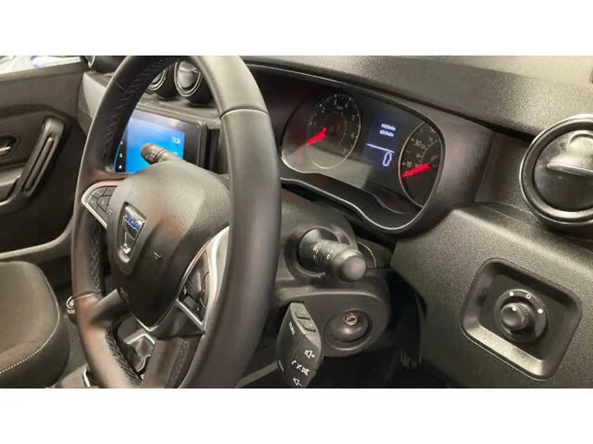 2022-dacia-duster-10-tce-comfort-90hpeu6d-4x2-window-van-big-24