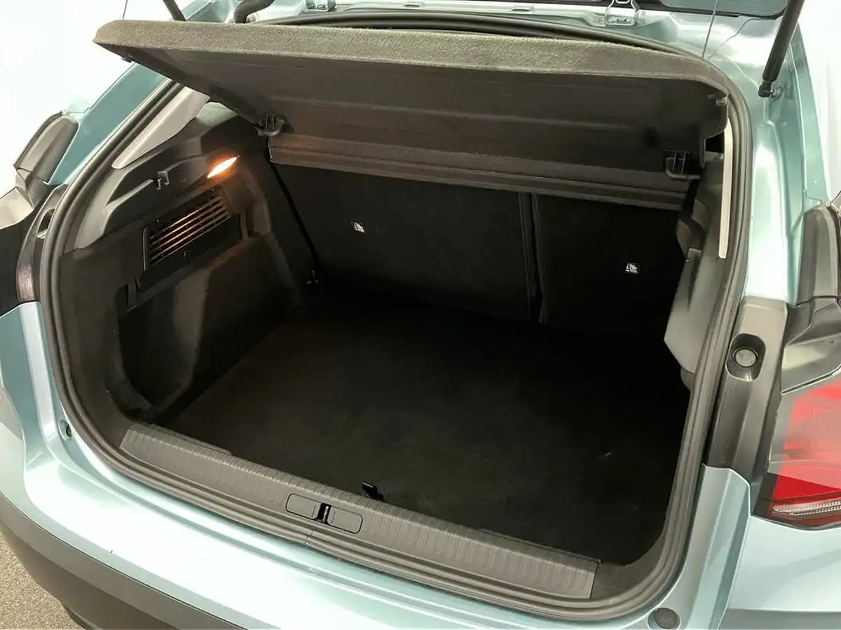2023-citroen-c4-12-puretech-sense-big-20