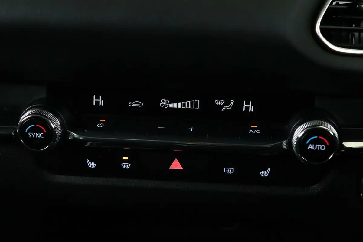 2021-mazda-cx-30-20-e-skyactiv-g-sport-lux-big-24