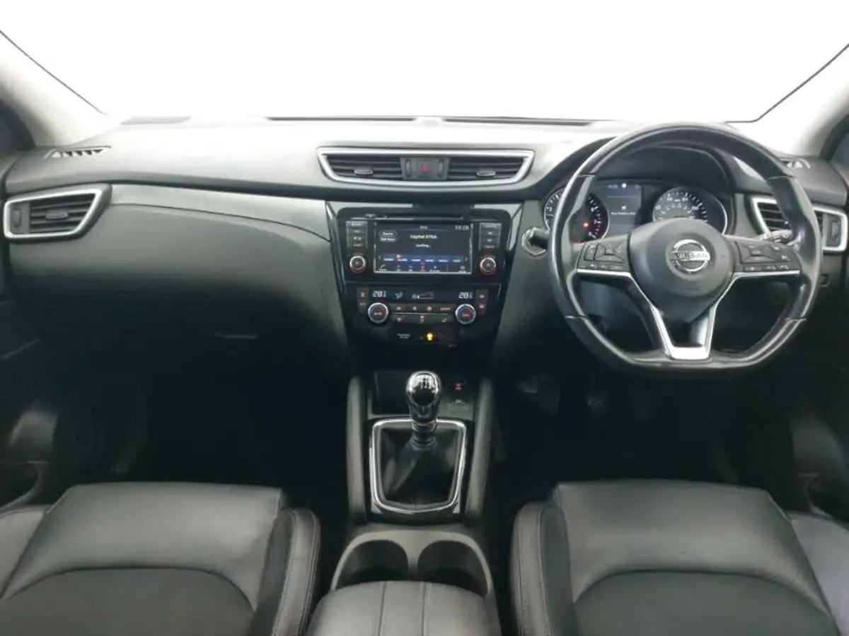 2020-nissan-qashqai-13-dig-t-tekna-140ps-big-2